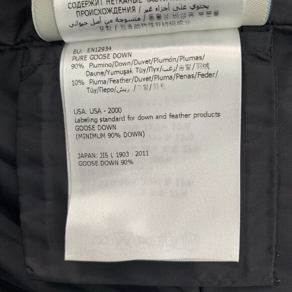 Moncler Metallic Silver Goose Down Puffer Jacket With Hood & Zipper Closure - Picture 6 of 8